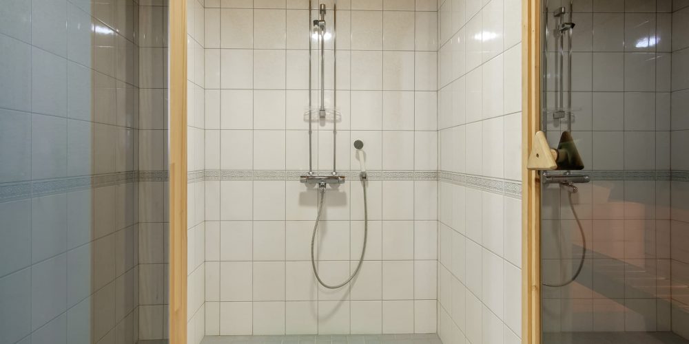 Huoneisto - Oma sauna 6
